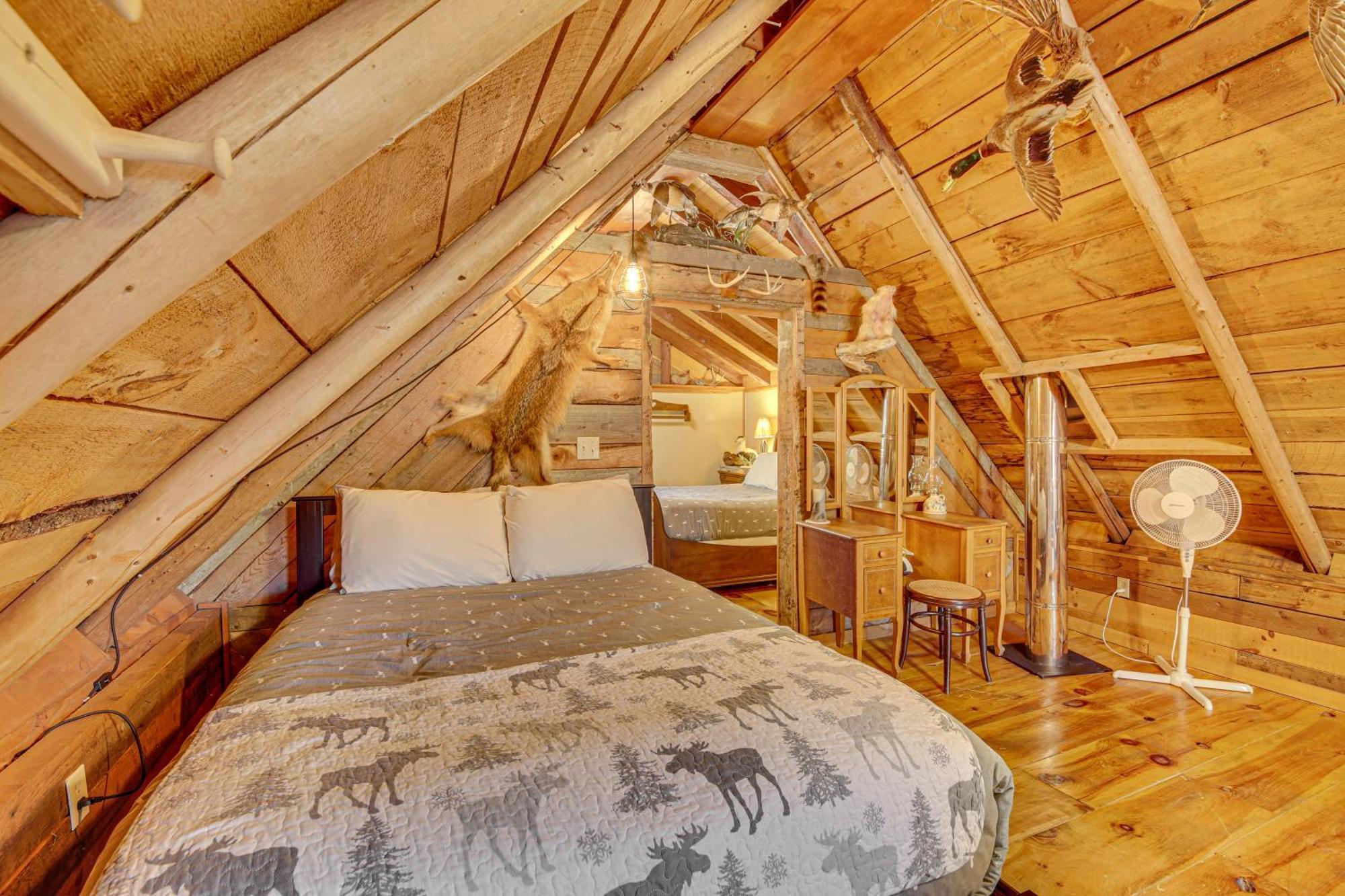 Rustic Searsport Cabin Loft And Sunroom On 10 Acres Ngoại thất bức ảnh