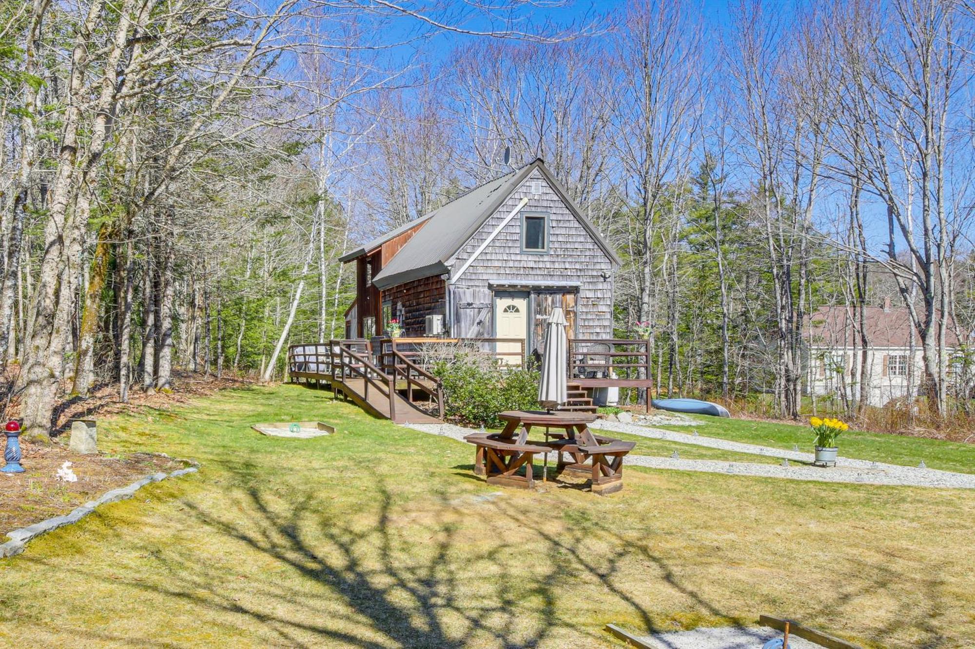 Rustic Searsport Cabin Loft And Sunroom On 10 Acres Ngoại thất bức ảnh